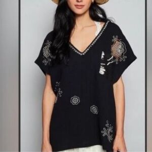 New• POL Black Boho Relaxed Fit Embroidered Blouse• Small